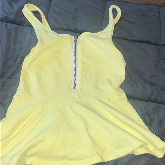 NEVER WORN! yellow tank top w/ zipper down back - Picture 2 of 5